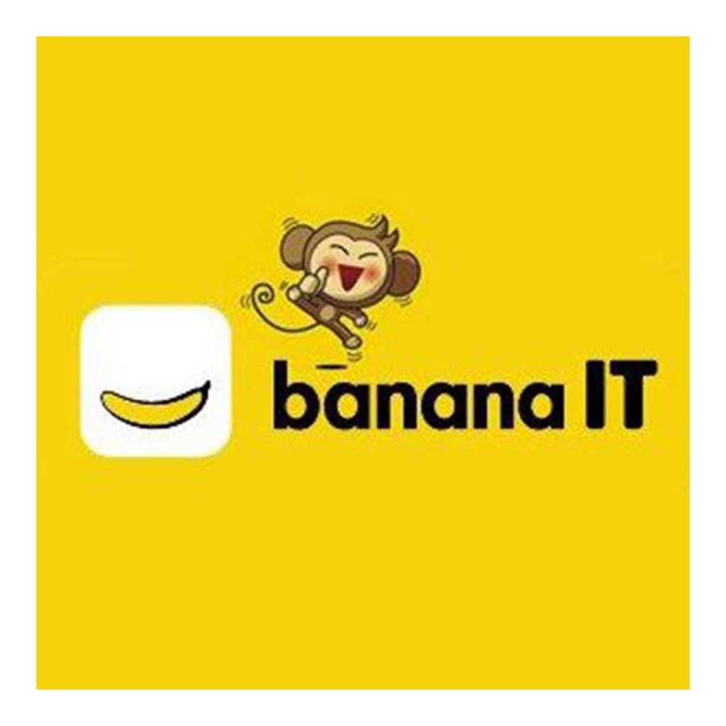 โลโก้ Banana IT พื้นหลังสีเหลือง พร้อมสัญลักษณ์กล้วย และการ์ตูนลิงกำลังยิ้ม